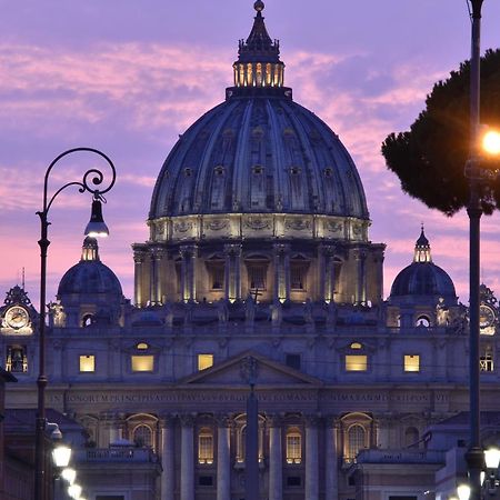 Moderno Appartamento Cornelia-San Pietro Con Giardino Rome Buitenkant foto